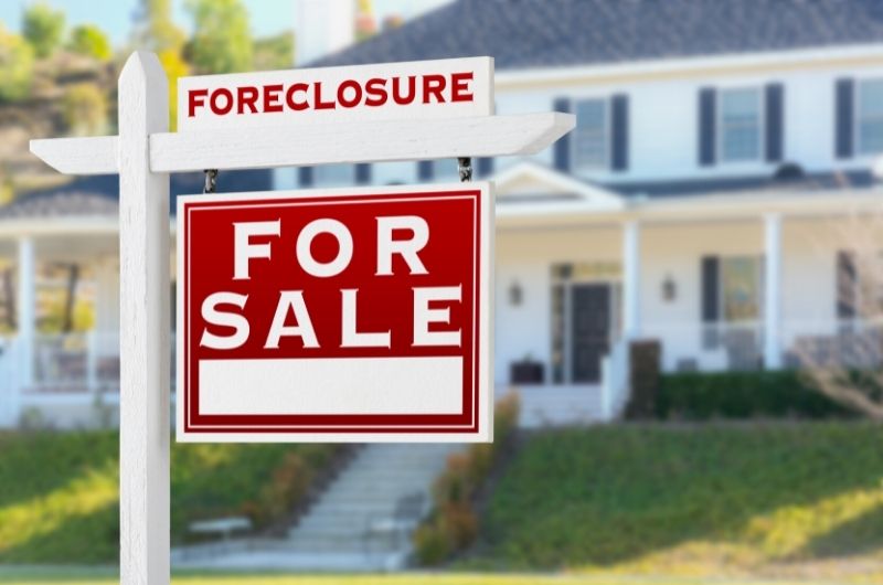 4 Benefits of Buying a Foreclosed Home in Atlanta